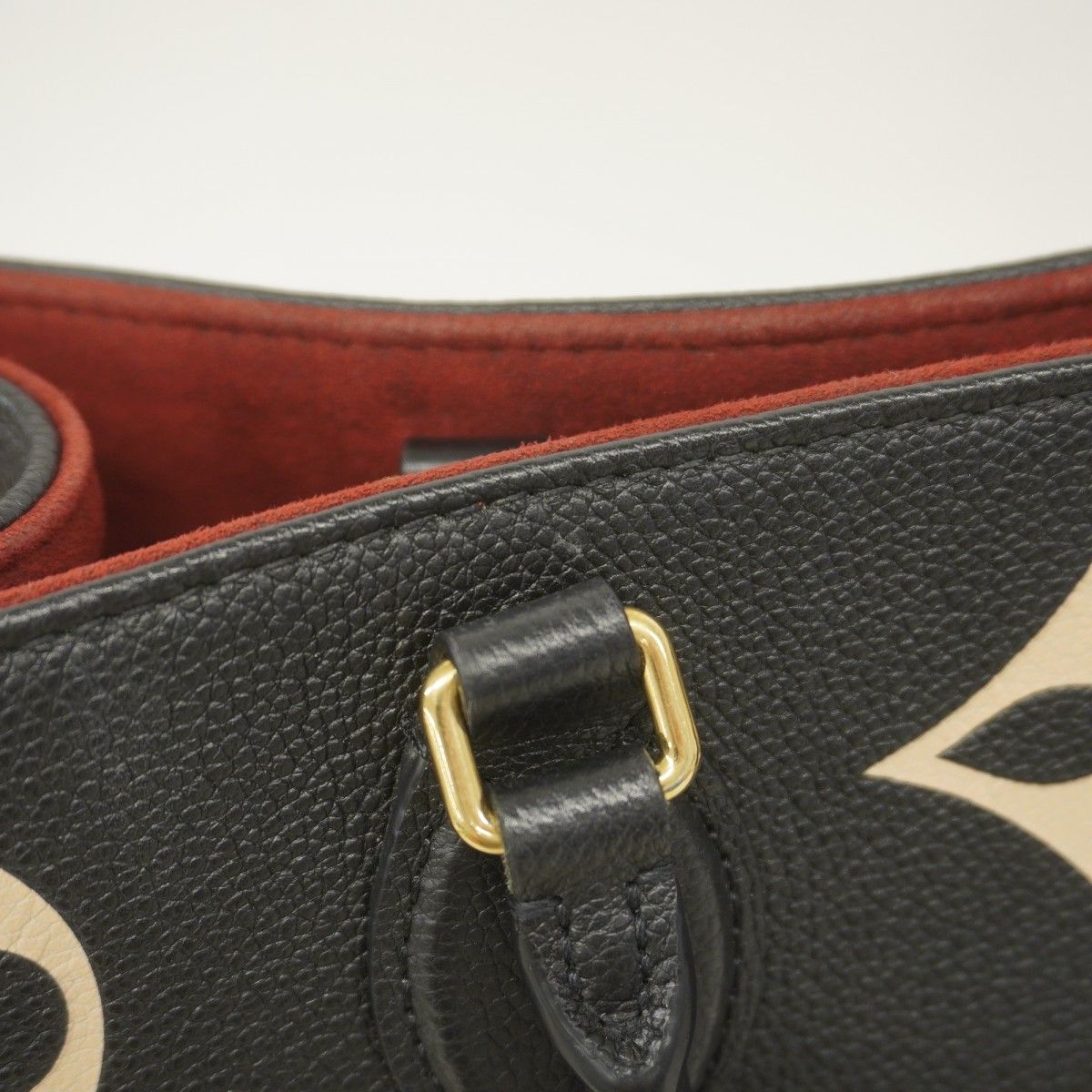 Louis Vuitton Tote Monogram Empreinte Bicolor On The Go MM Black Beige 2-Way — view 9