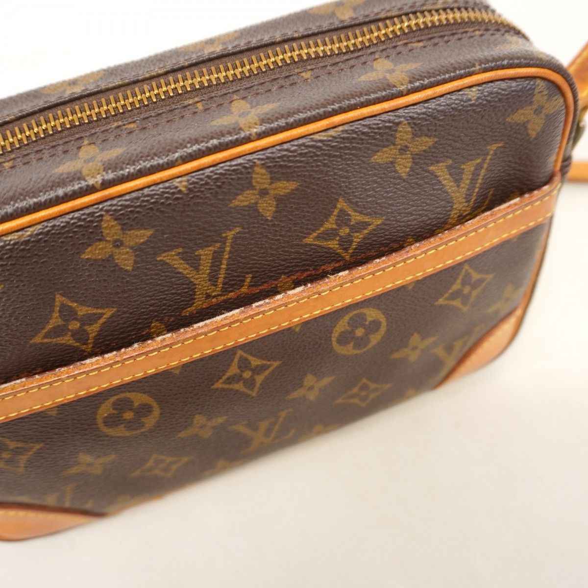 Louis Vuitton Shoulder Bag Monogram Trocadero 23 Brown — view 9