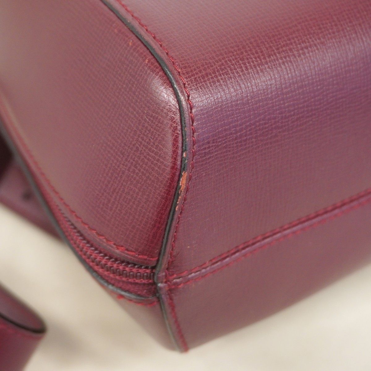 Cartier Backpack Must Leather Bordeaux Gold — view 9