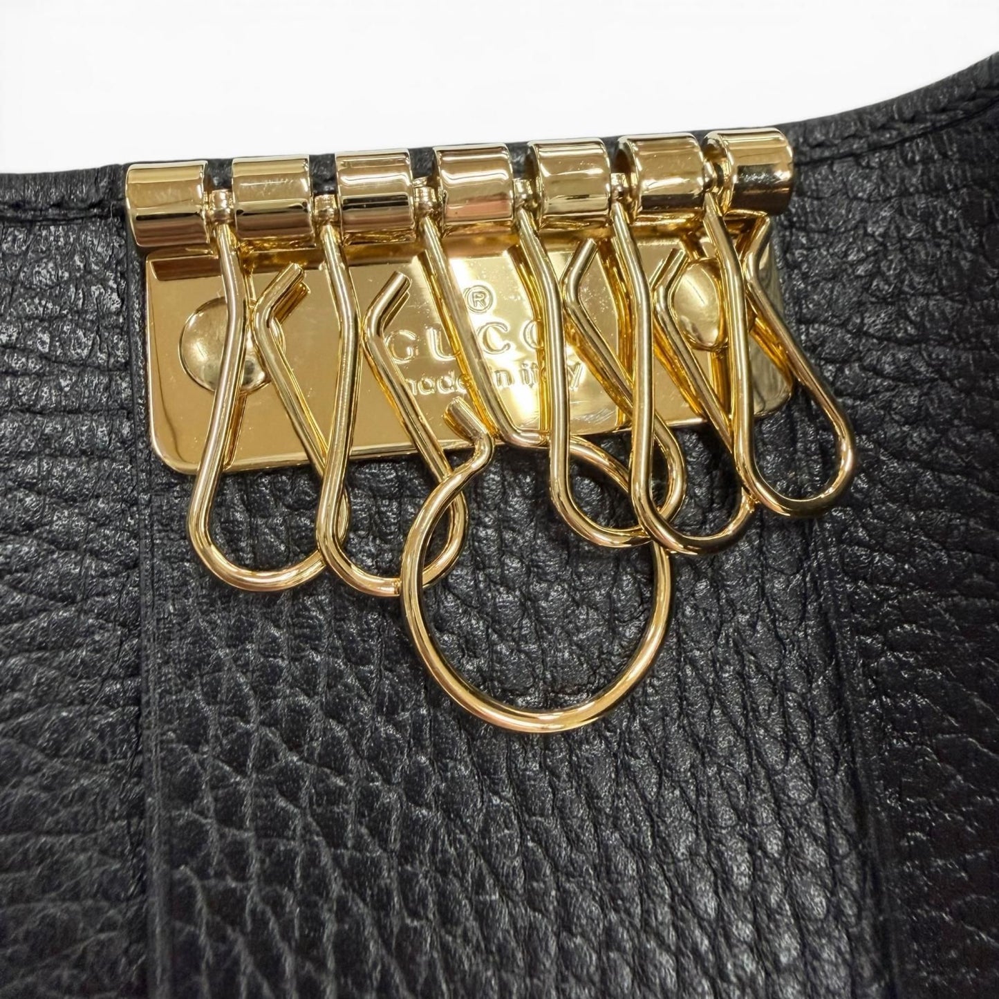 Gucci Leather Double 6 Row Key Case Black Gold Key Holder — view 9