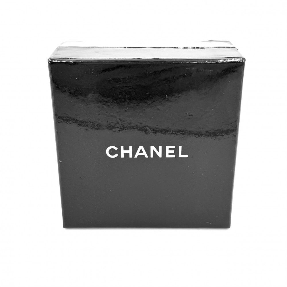 Chanel Brooch 31 Rue Cambon Vintage Gold Plated — view 6