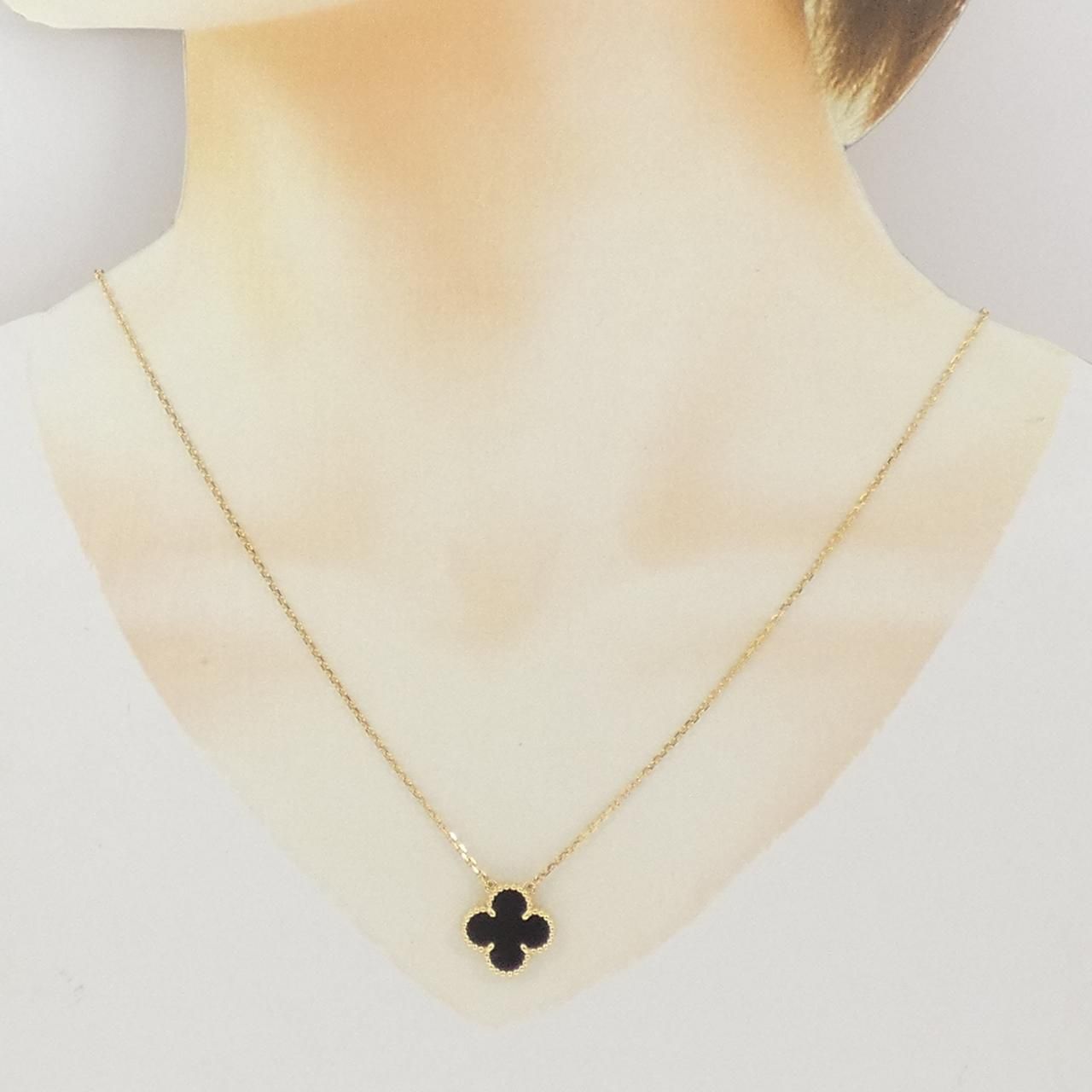 Van Cleef & Arpels Vintage Alhambra Necklace — view 5