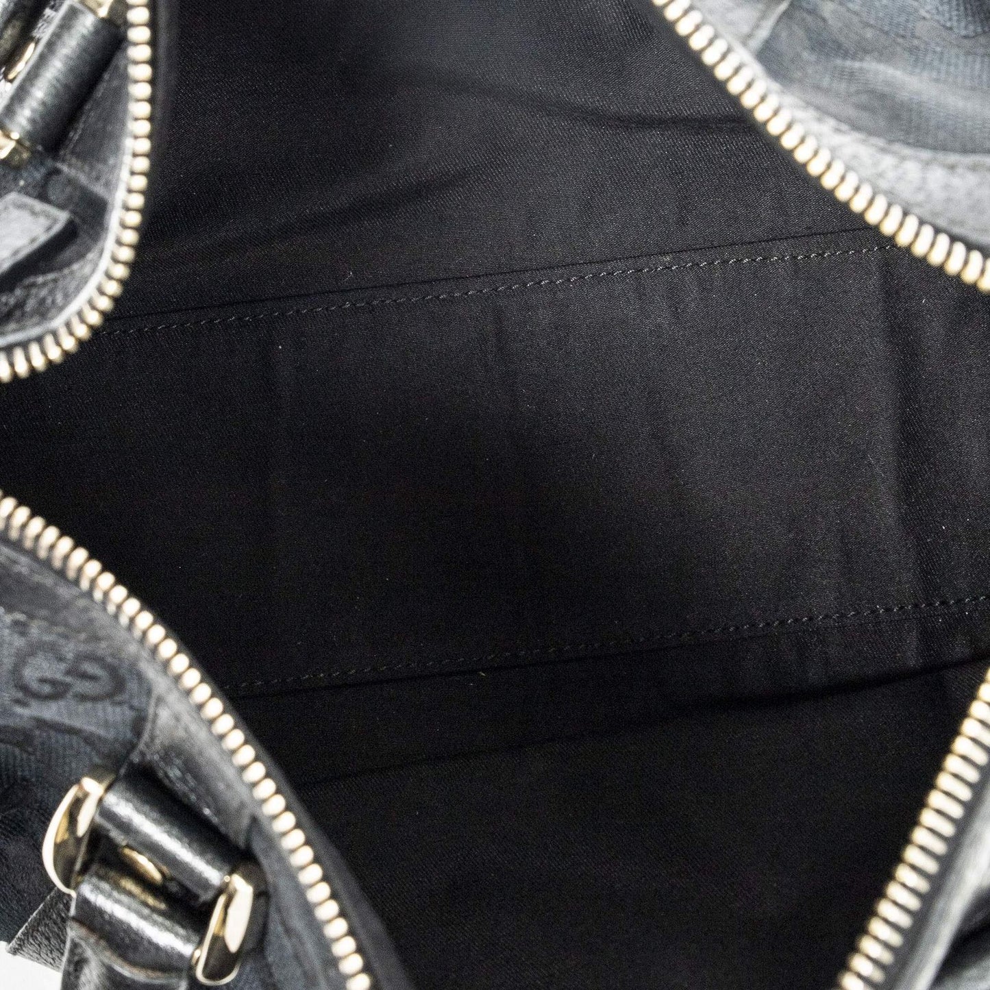 Gucci Abbey Boston Black GG Canvas Messenger — view 9