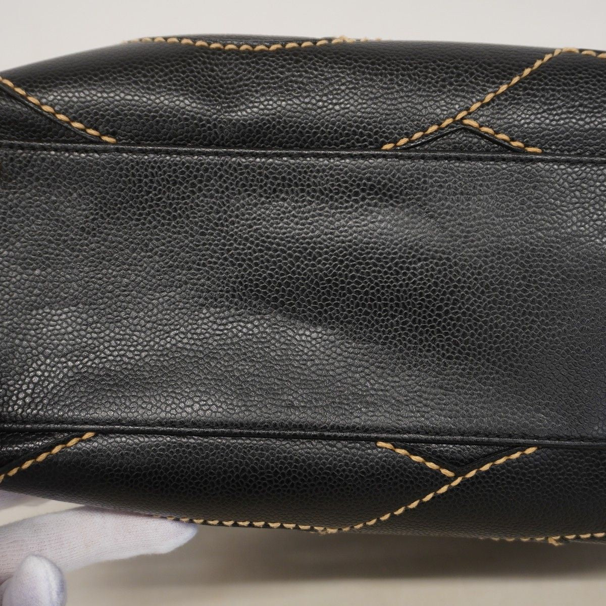 Chanel Tote Wild Stitch Caviar Leather Black Gold — view 9