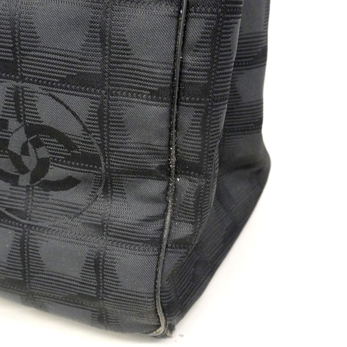 Chanel Tote Nu Travel Nylon Black Silver — view 9