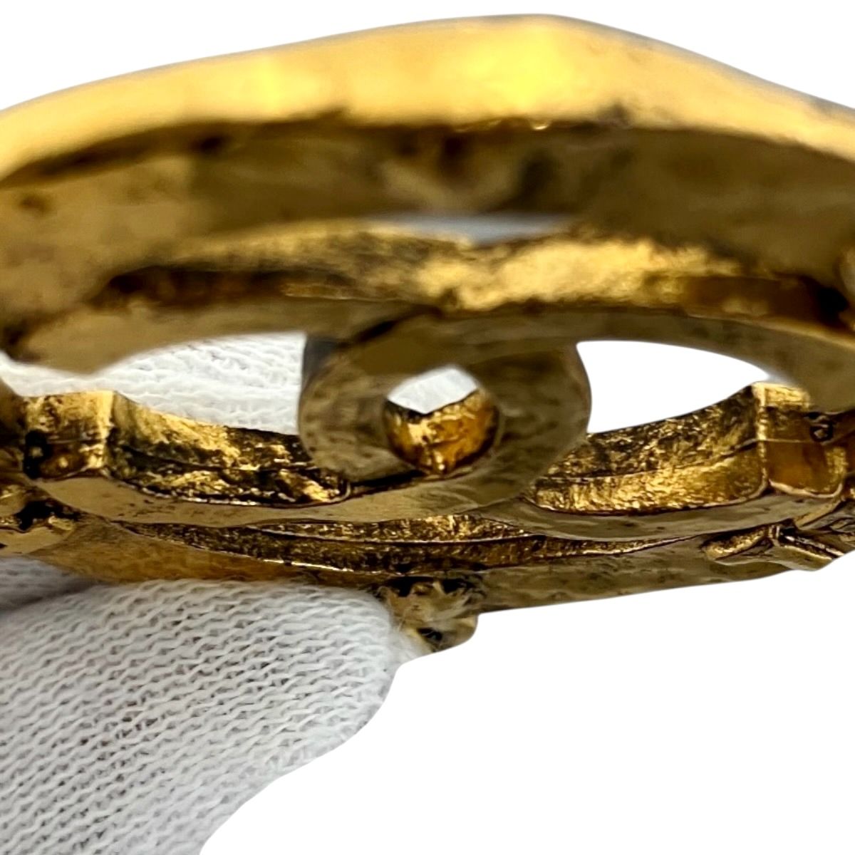 Chanel Key Holder Gold — view 9
