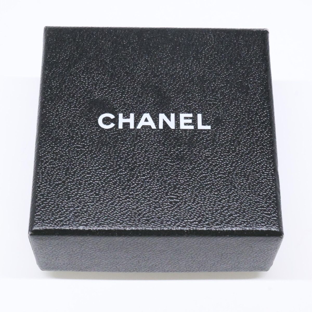 Chanel CC Logo Wide Ring — view 7