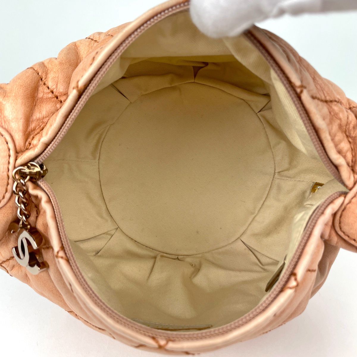 Chanel Wild Stitch Shoulder Bag CC Logo Leather Pale Orange — view 9
