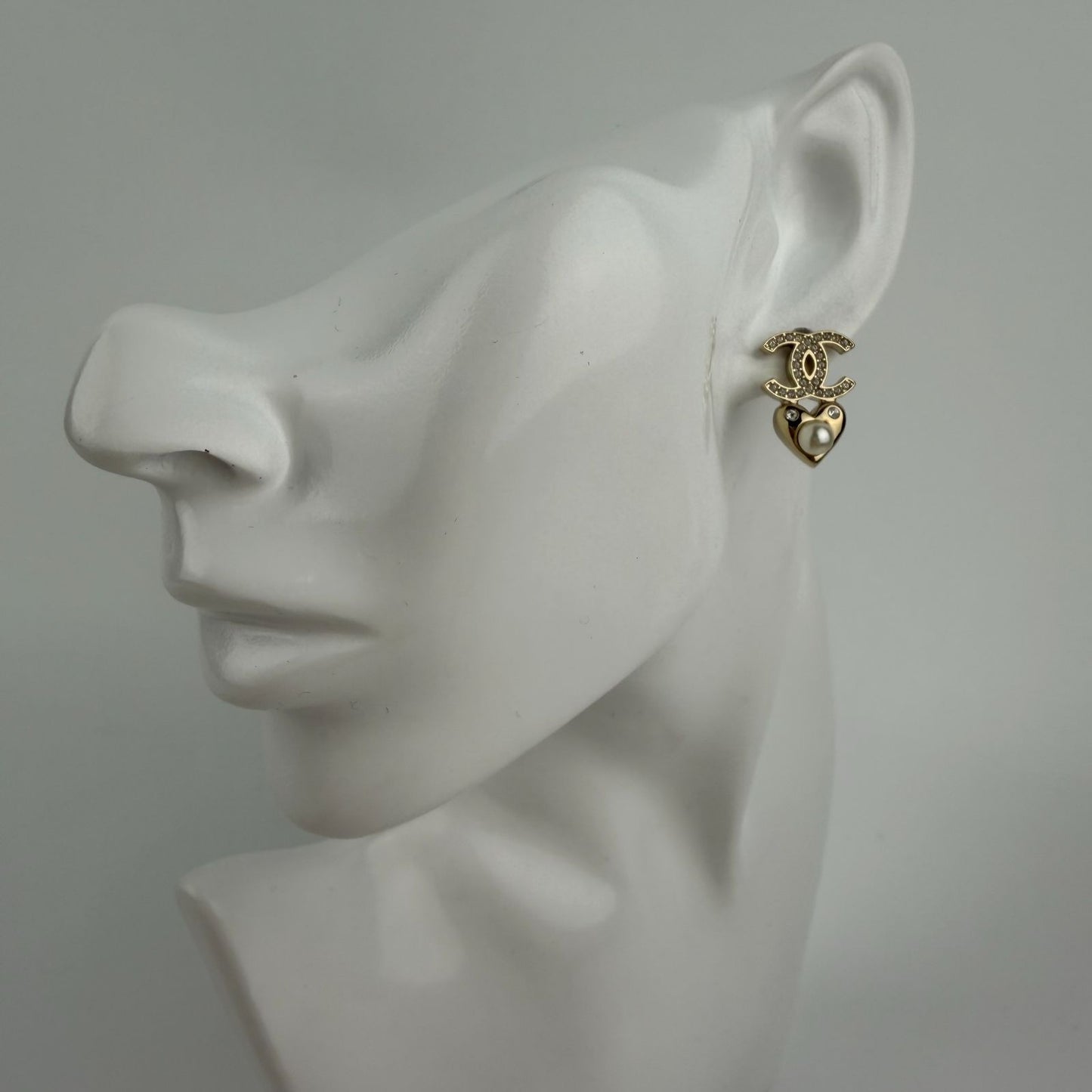 Chanel CC Logo Earrings Gold Vintage — view 8