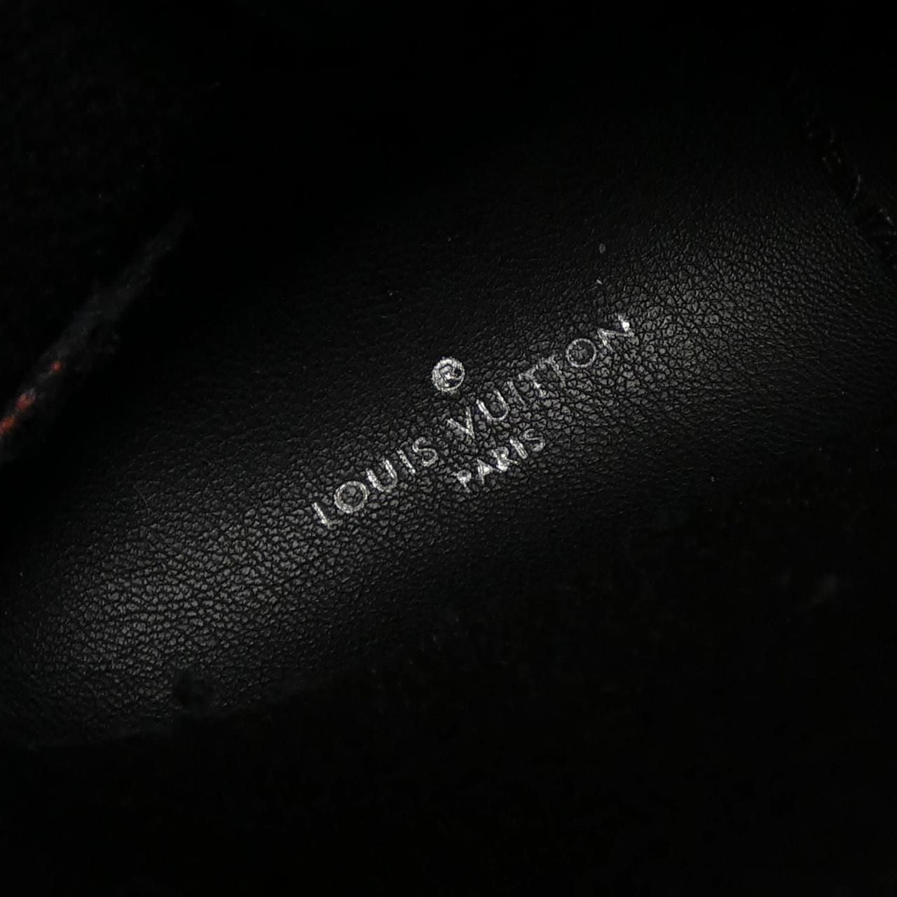 Louis Vuitton Line Boots — view 6