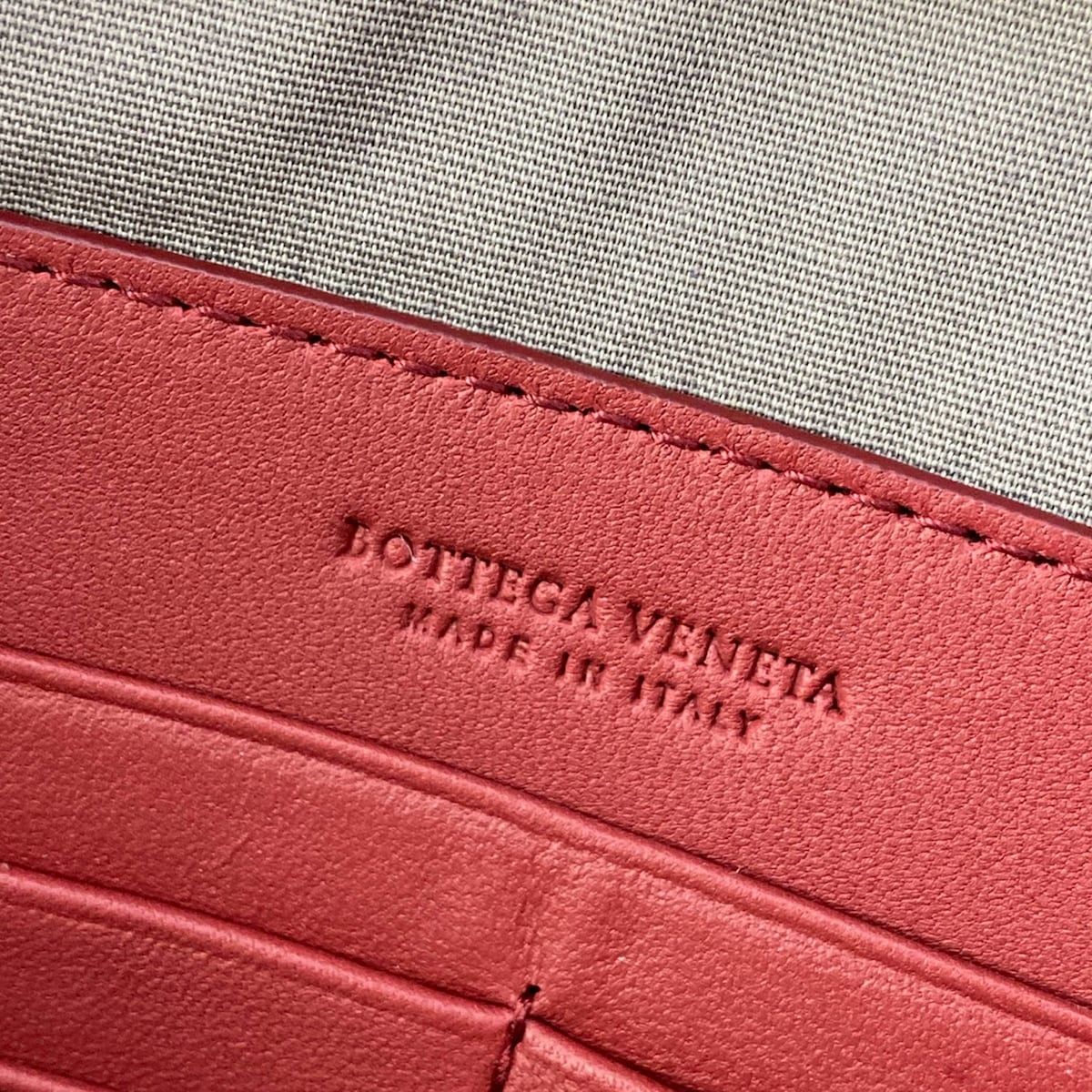 Bottega Veneta Clutch Intrecciato Bordeaux Leather — view 9
