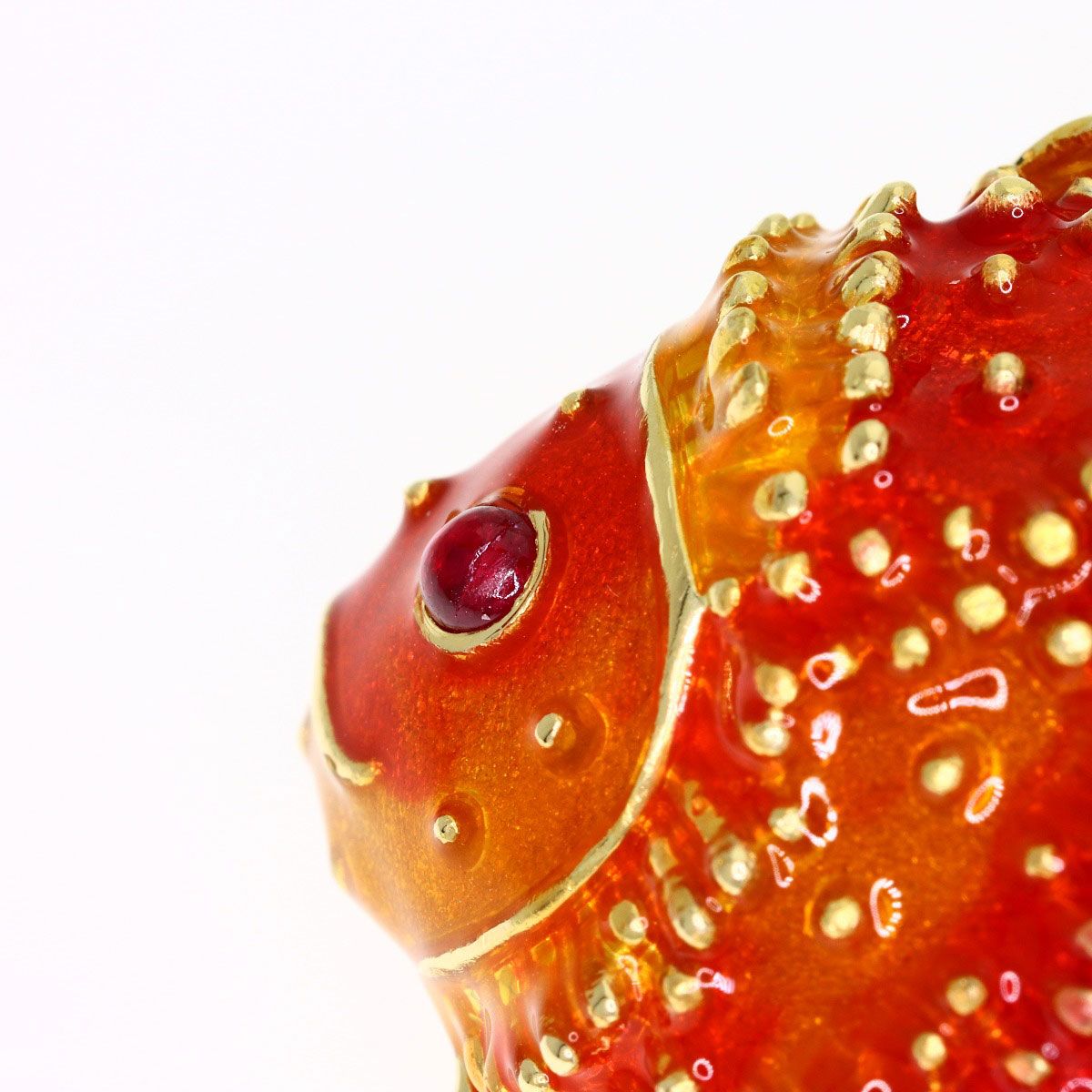 Tiffany & Co Fish Motif Brooch 18k Yellow Gold — view 9