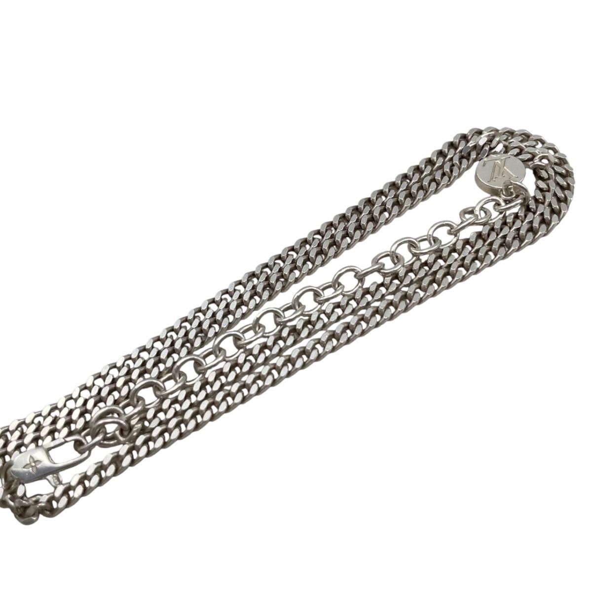 Louis Vuitton Pendant LV Spike Logo Silver Black — view 9