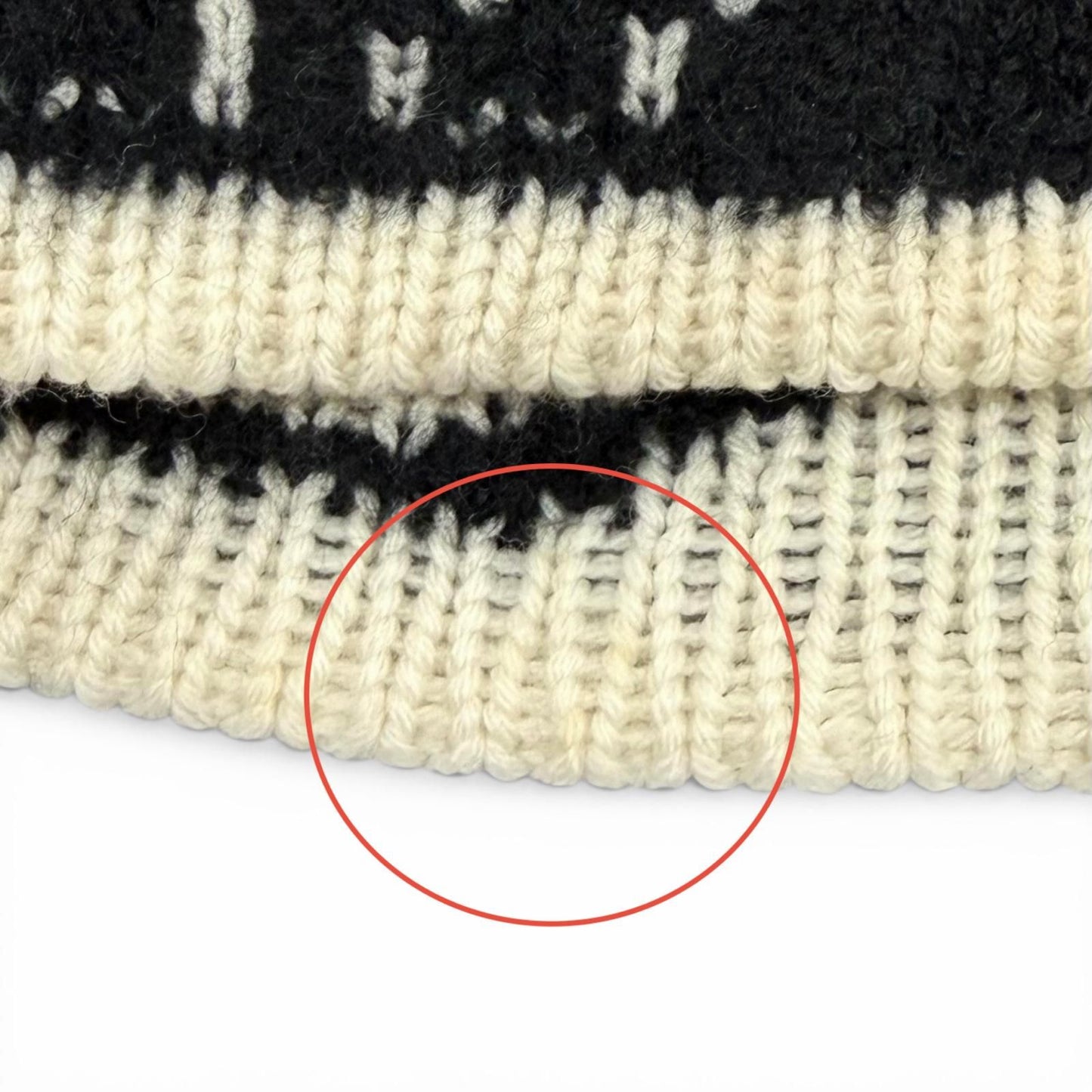 Chanel 21k Cashmere Silk Blend Logo — view 9