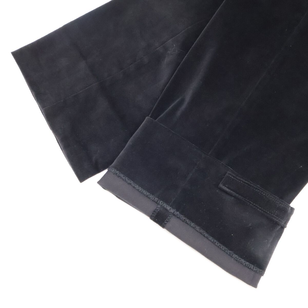 Louis Vuitton Velour Single Suit — view 9