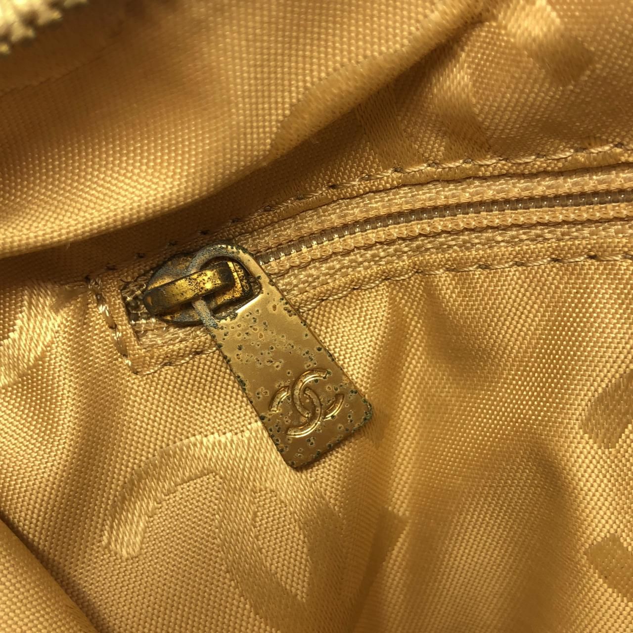 Chanel Vintage Shoulder — view 9