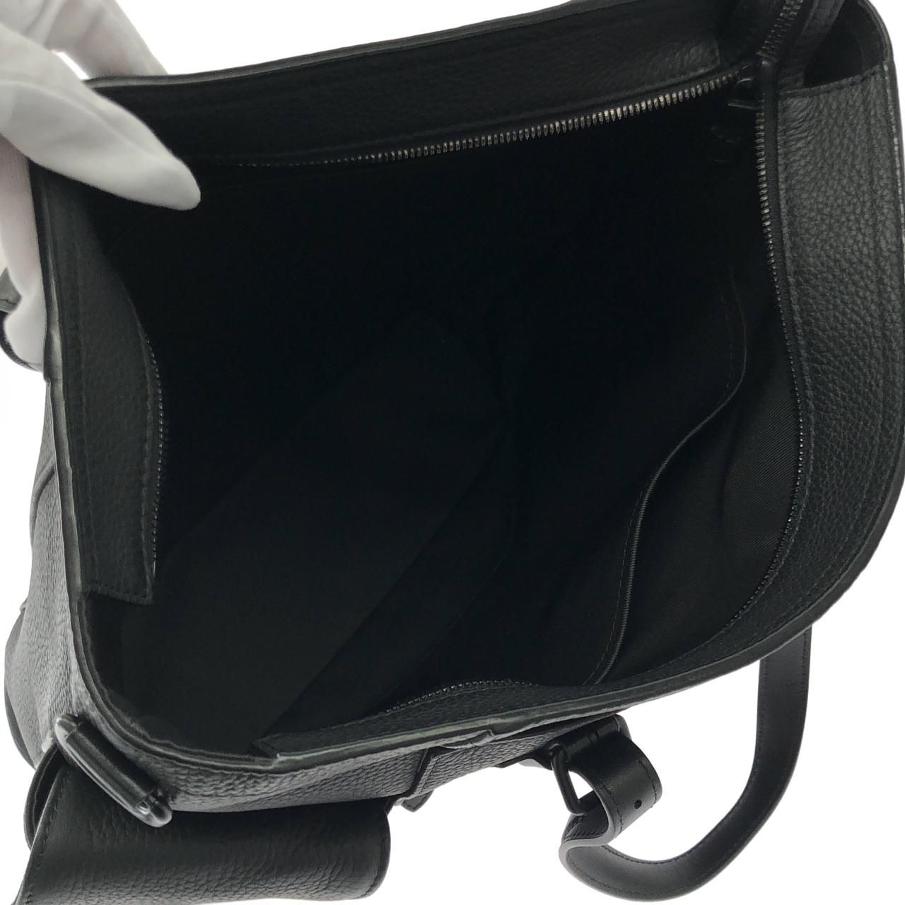 Louis Vuitton Taurillon Christopher Tote — view 8