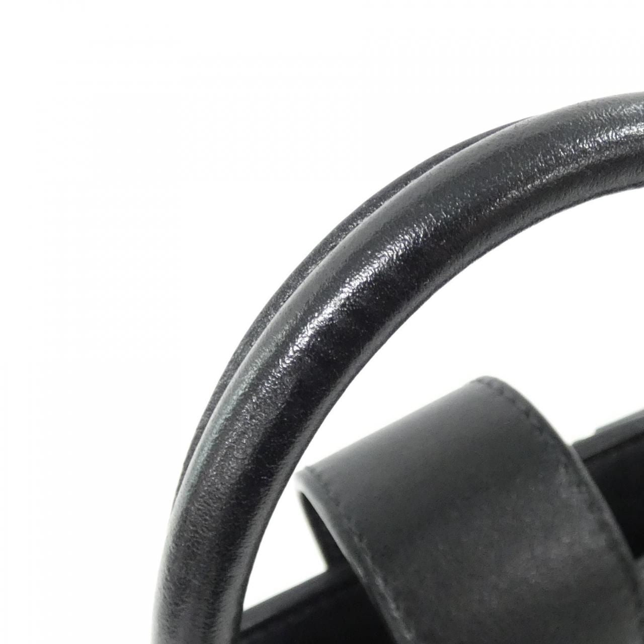 Saint Laurent Baby Cabas Monogram — view 9