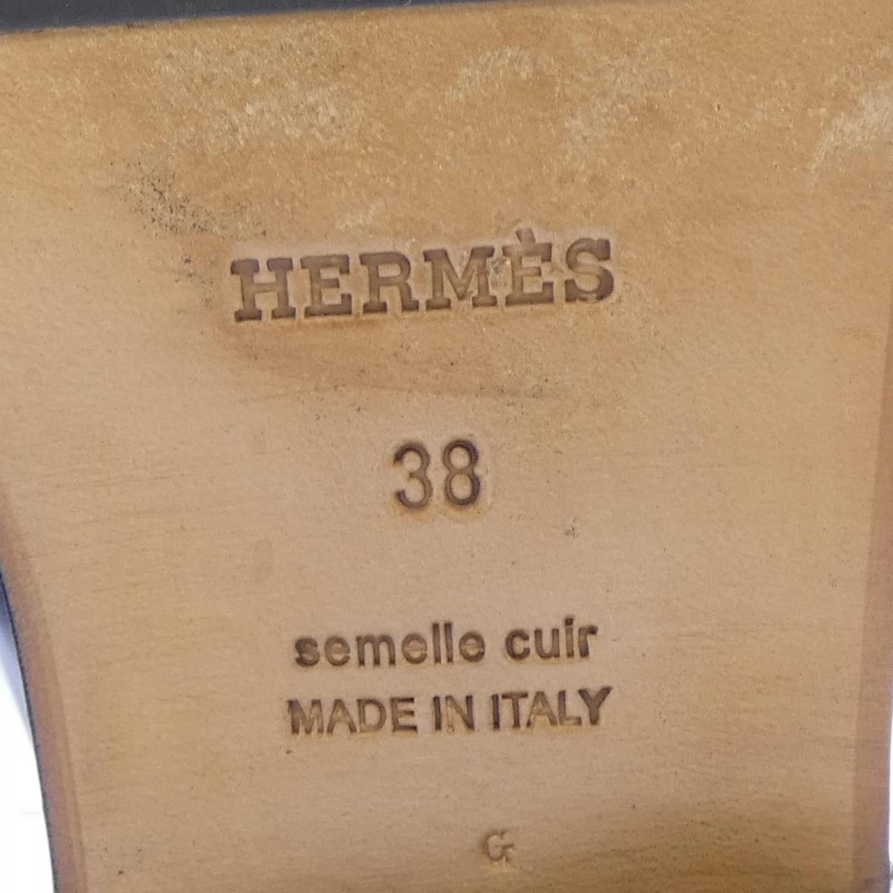 Hermes Jumping Kelly Buckle Long Boots — view 6