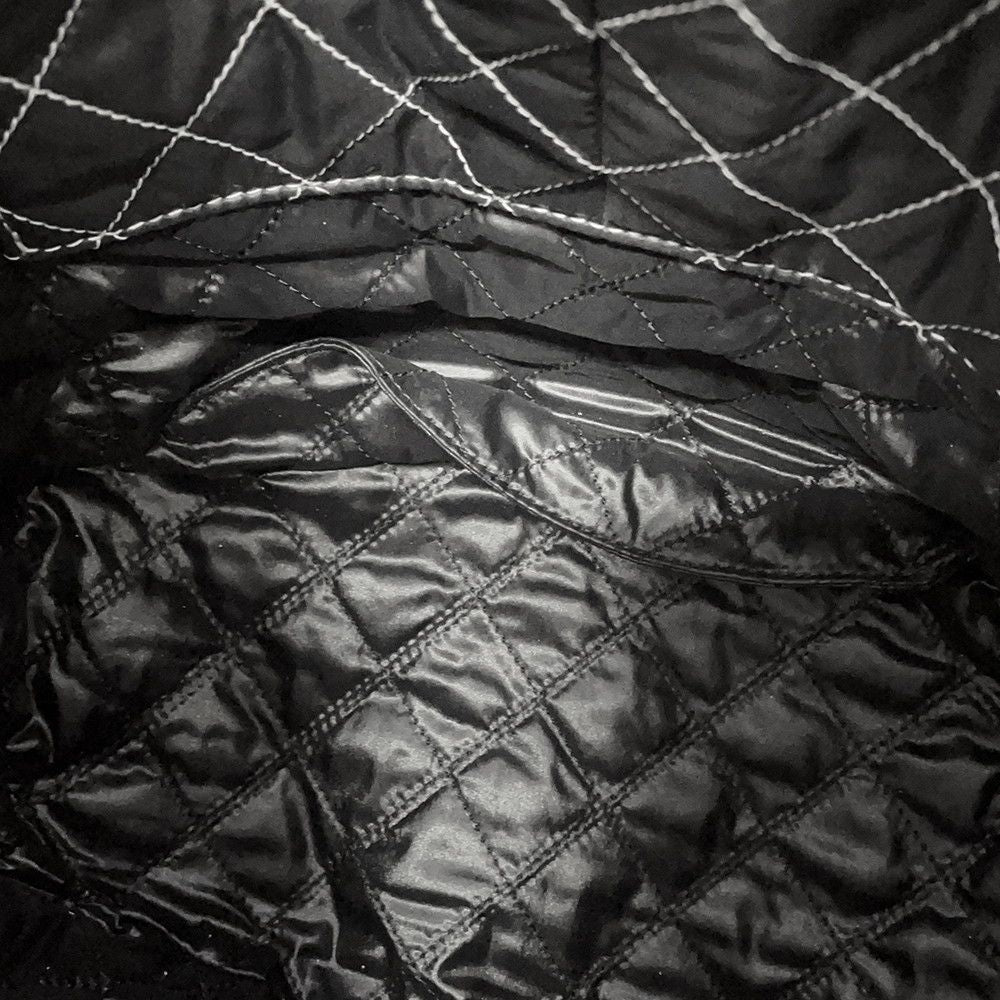 Chanel Tote CC Logo Coconage Tweed Shearling Drawstring White — view 9