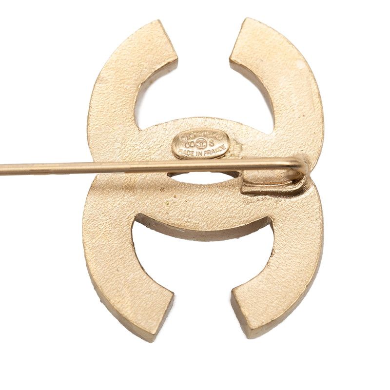 Chanel CC Logo Brooch Gold Plated Faux Pearl — view 3