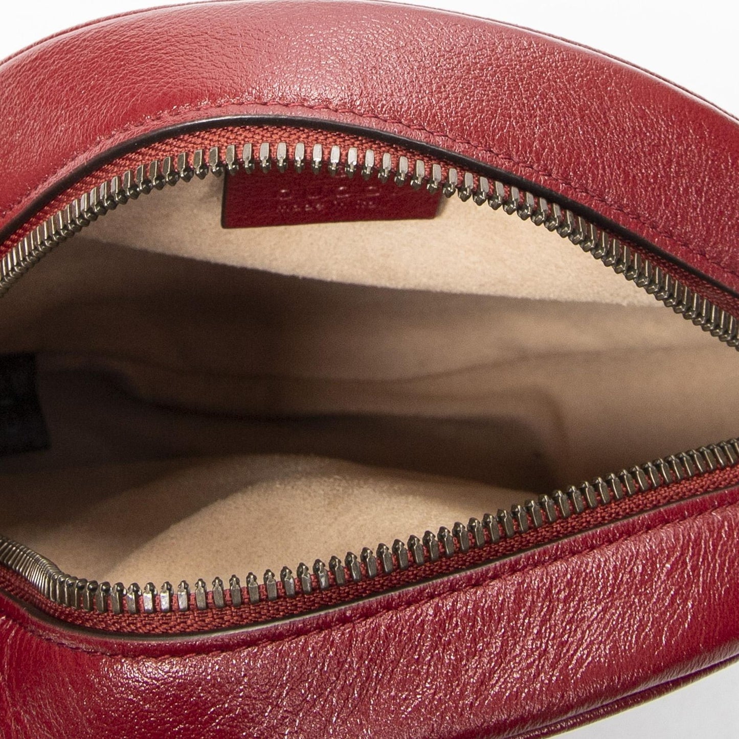 Gucci Small GG Marmont Chain Crossbody Red Matelasse Chez Blanc Leather — view 9