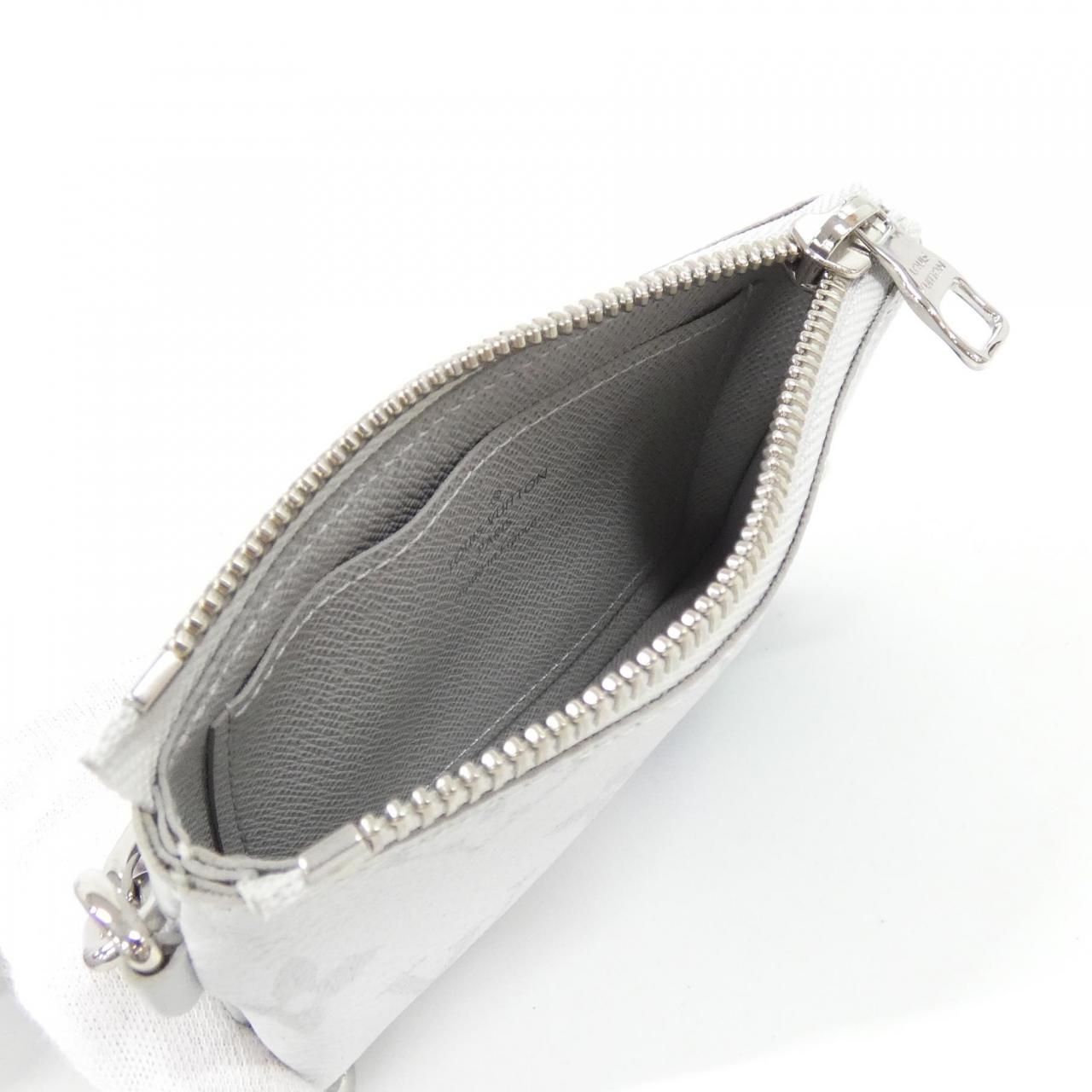 Louis Vuitton White Monogram Logo Zipped Pouch — view 4