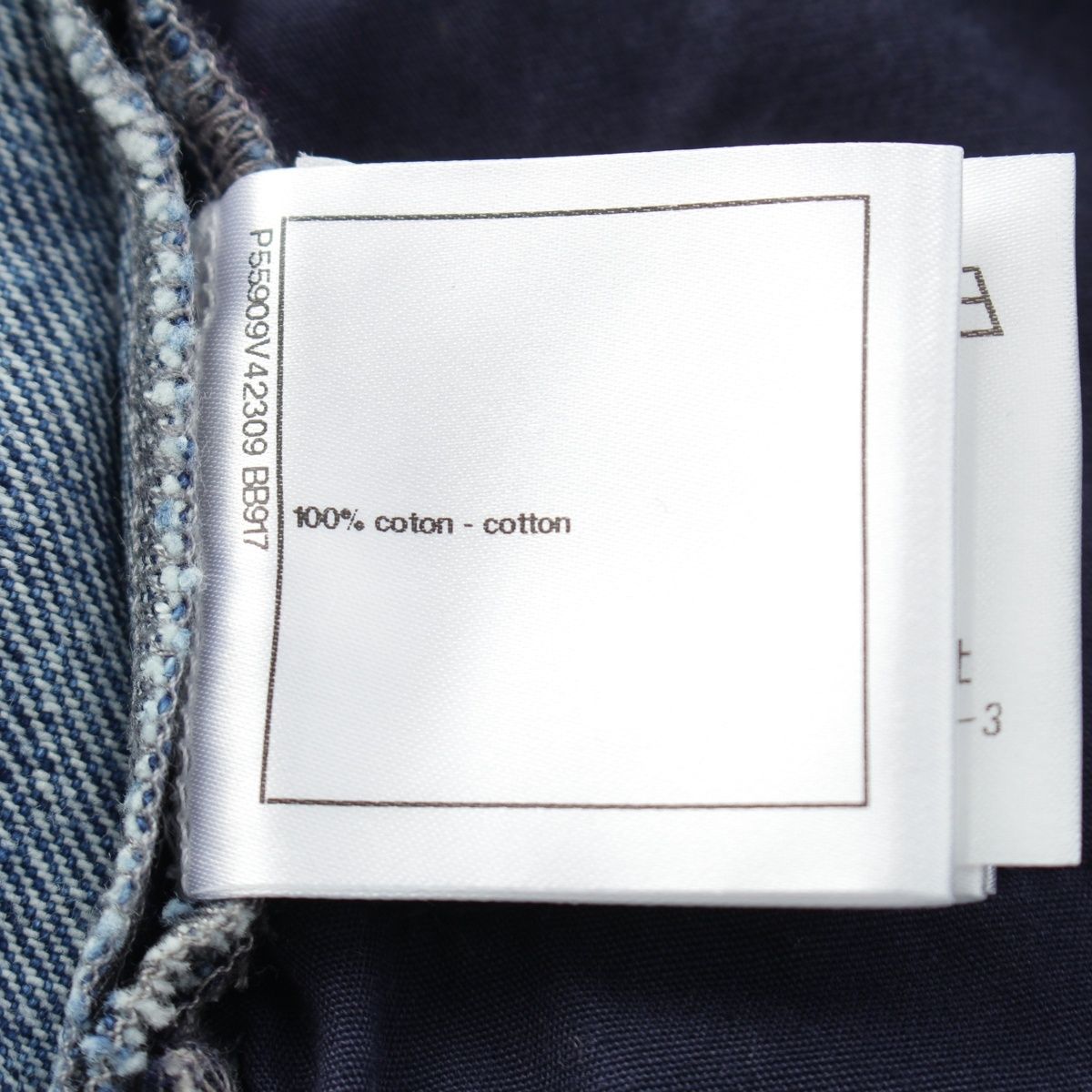 Chanel Cotton CC Logo Short Jeans Denim Pants Indigo Blue 36 — view 9