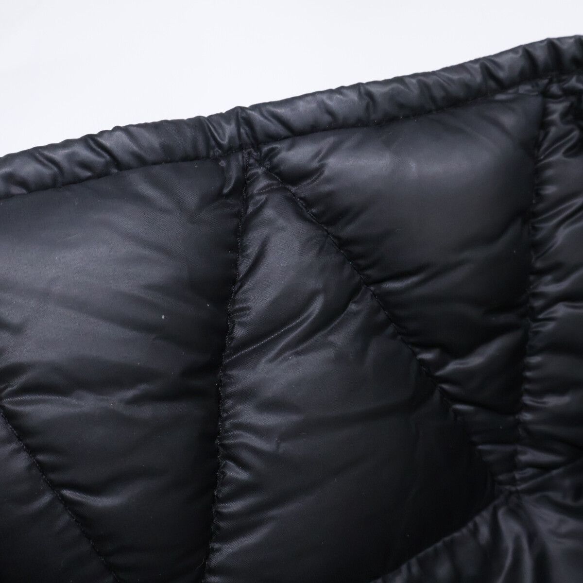 Moncler Riom Wool Contrast Hooded Down Jacket — view 9