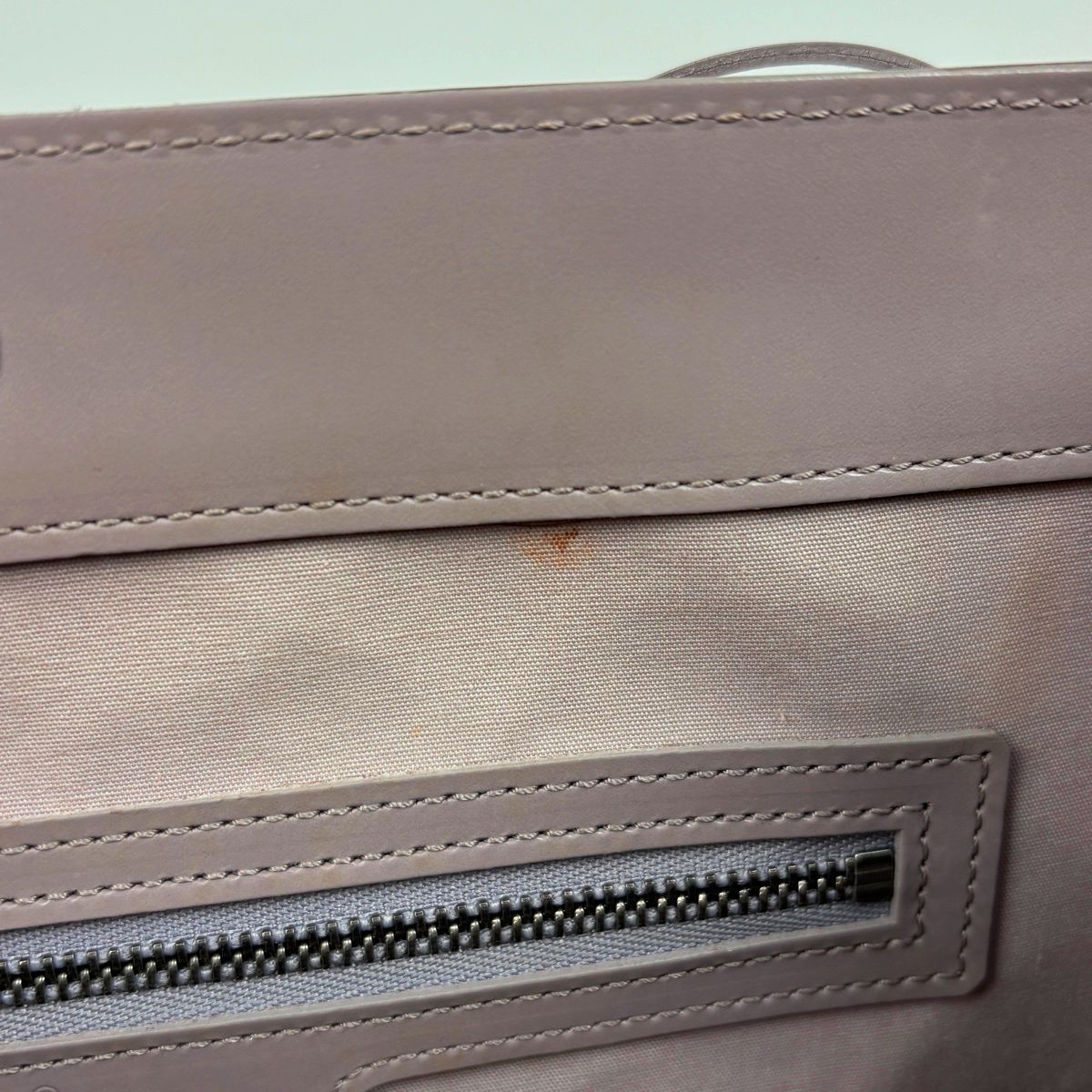 Louis Vuitton Saint Tropez Shoulder Bag Epi Lilac — view 9