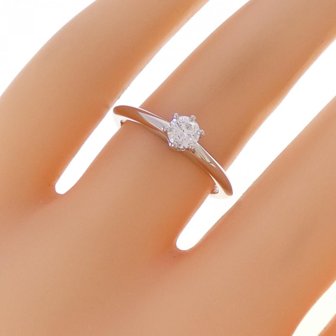 Tiffany & Co Classic Solitaire Ring — view 5