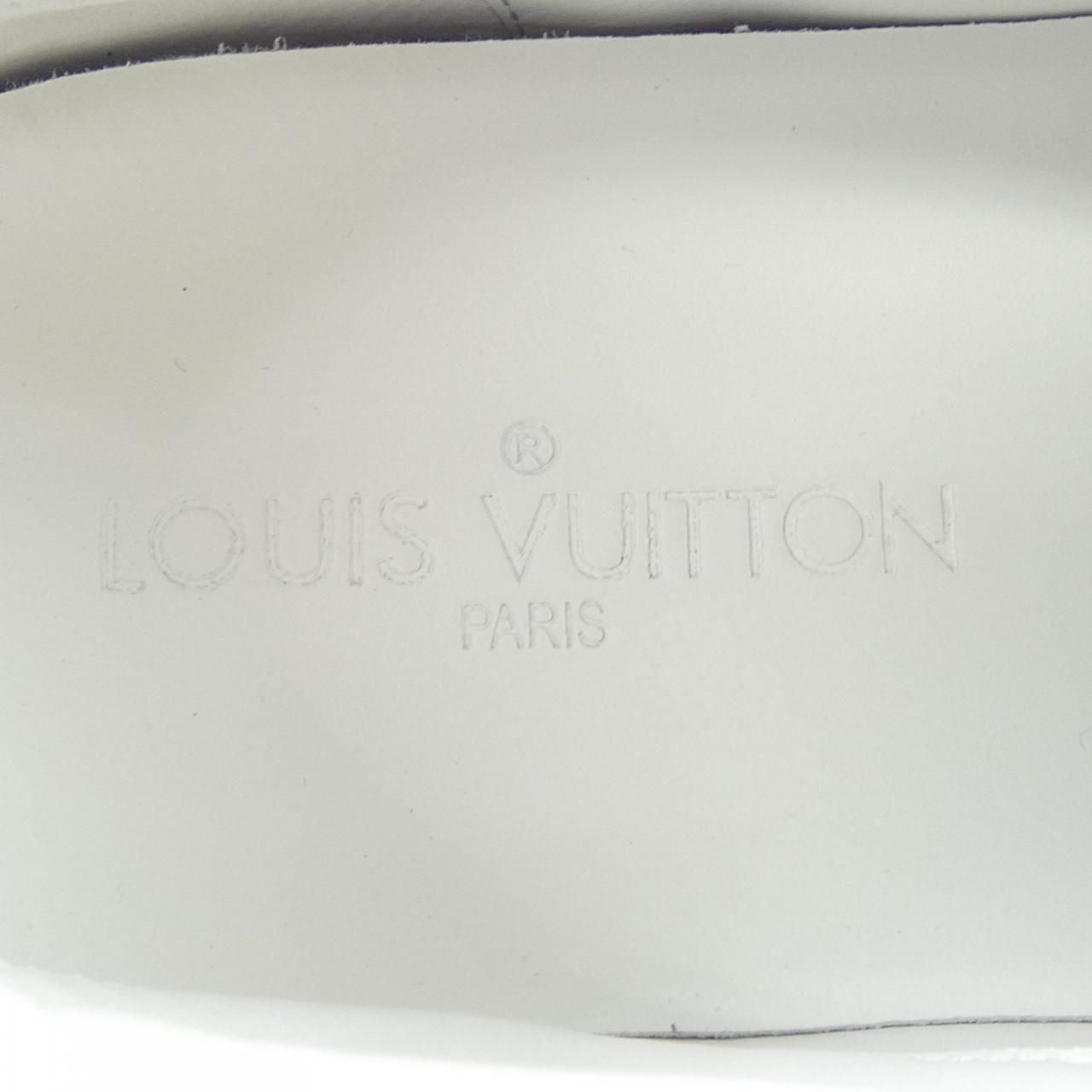 Louis Vuitton Sneakers Gray — view 6