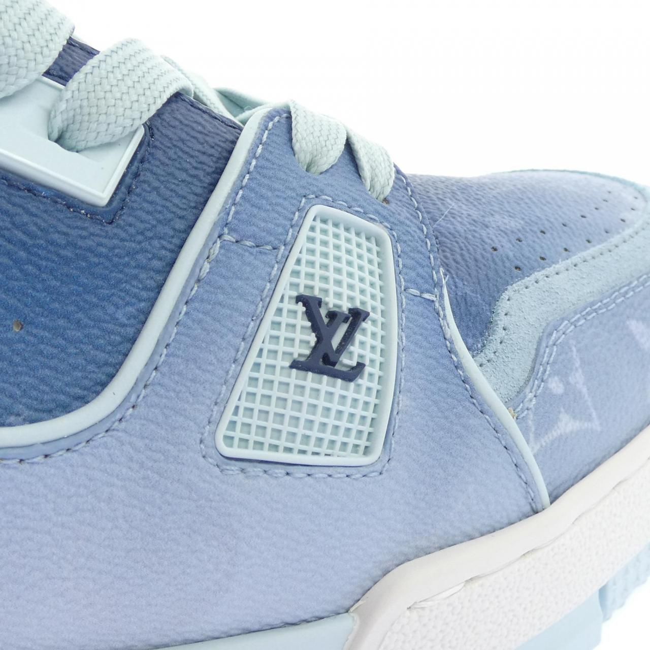 Louis Vuitton LV Trainers Sneakers — view 6