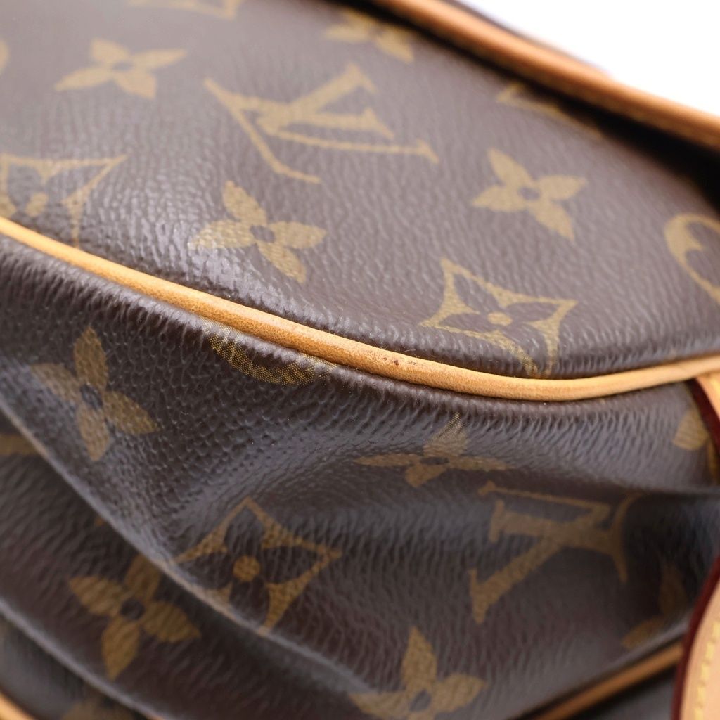 Louis Vuitton Monogram Saumur 35 Shoulder Bag Brown Leather — view 6