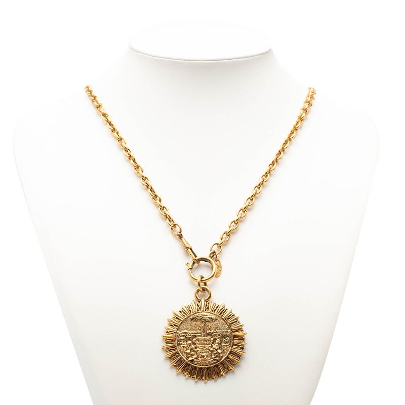Chanel CC Logo Coin Motif Chain Pendant Gold Plated — view 6