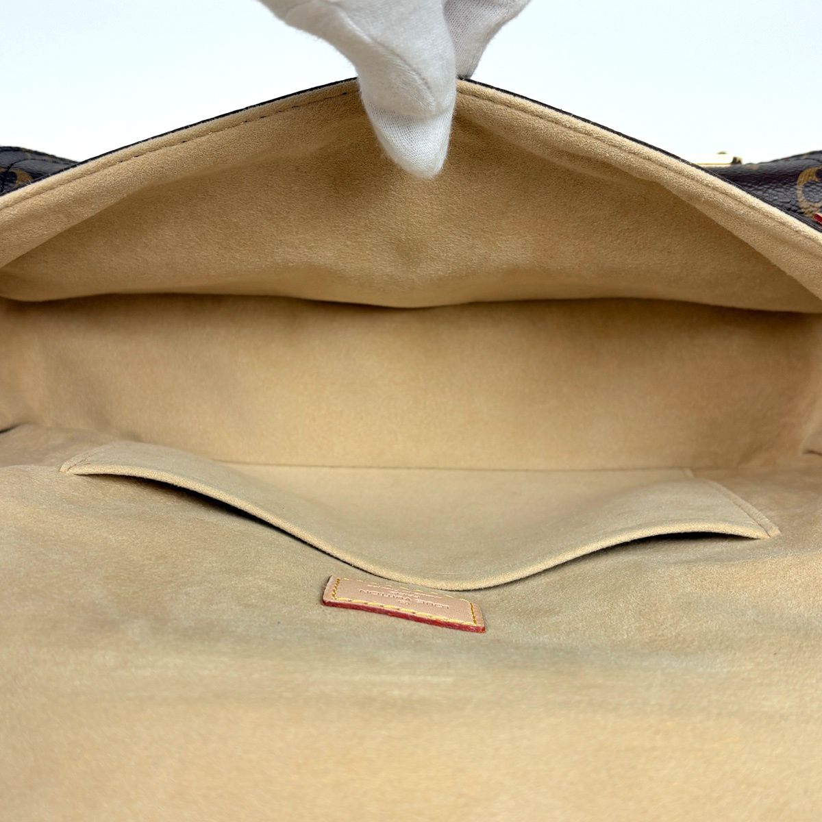 Louis Vuitton Shoulder Bag Monogram Brown — view 7