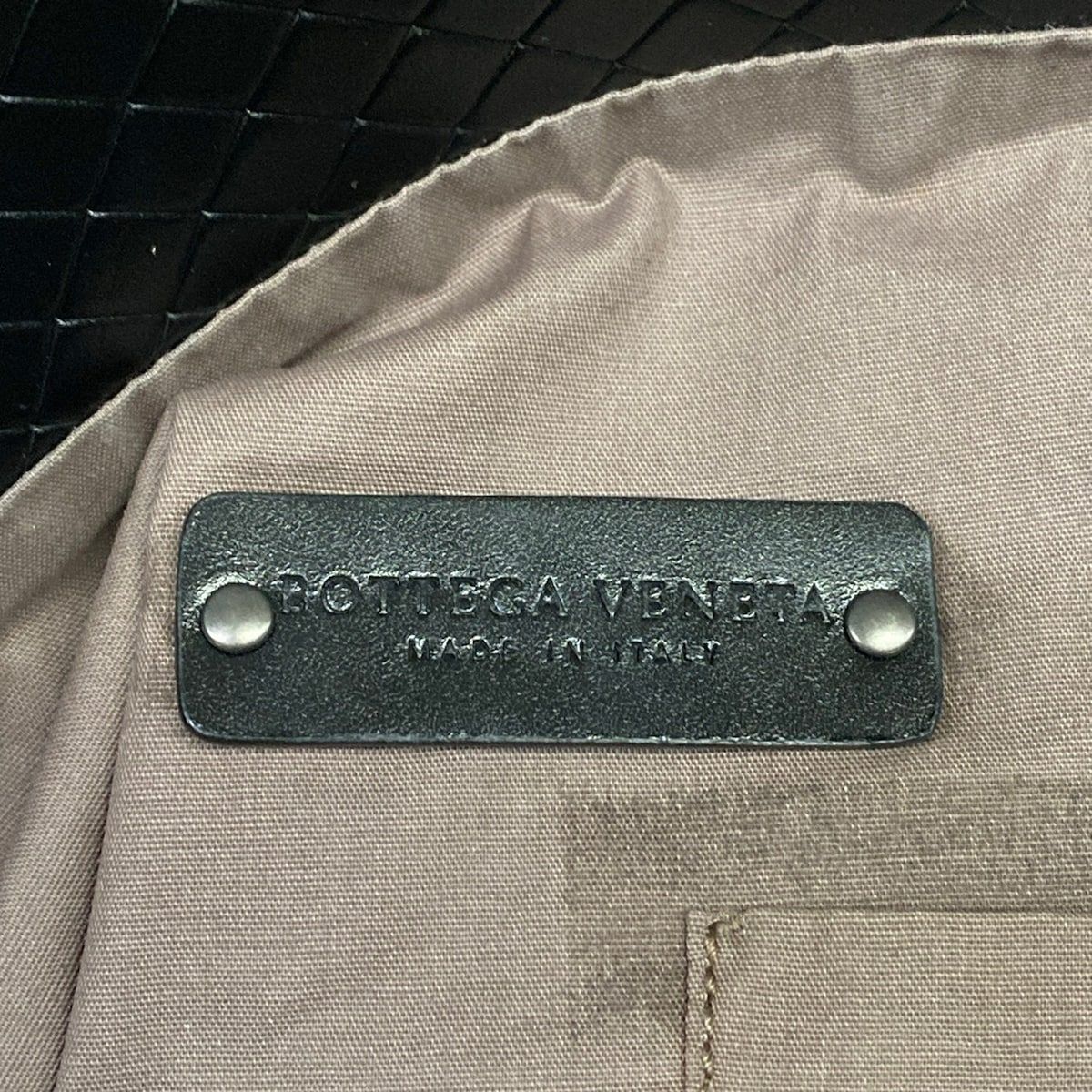 Bottega Veneta Tote Intrecci Omirage Black Leather — view 9