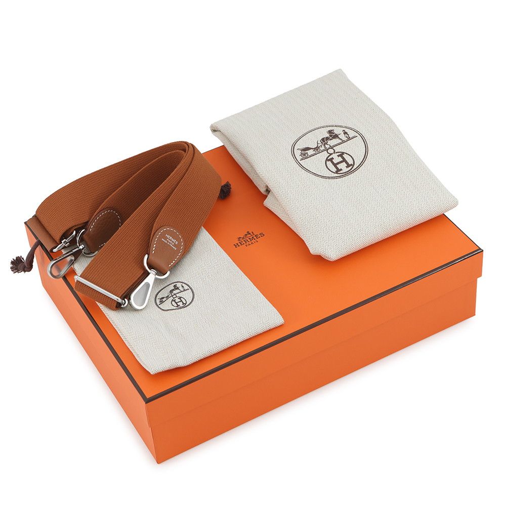 Hermes Shoulder Bag Evelyne 3 23 Gold Silver Taurillon Clemence — view 6