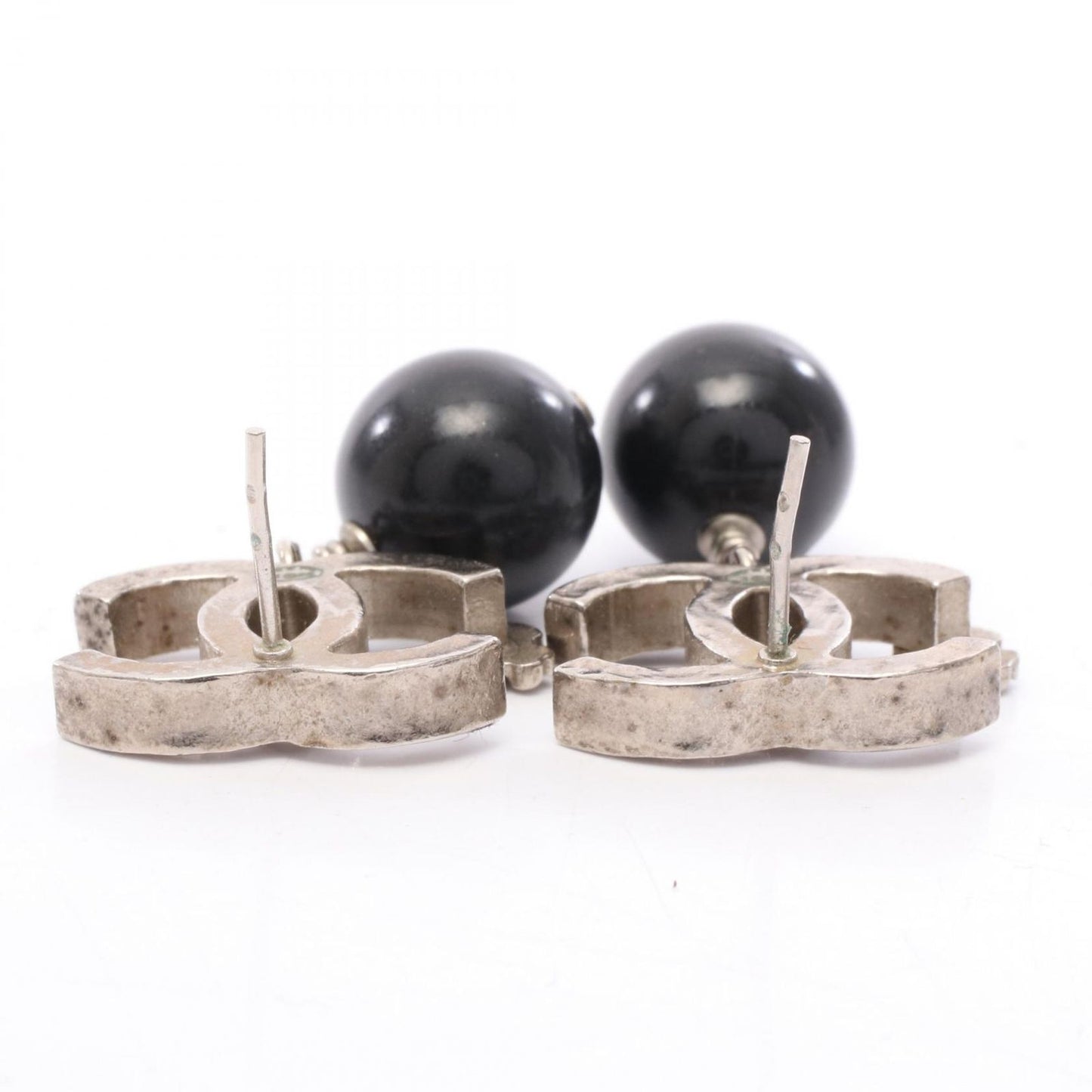 Chanel Earrings CC Logo Black — view 5