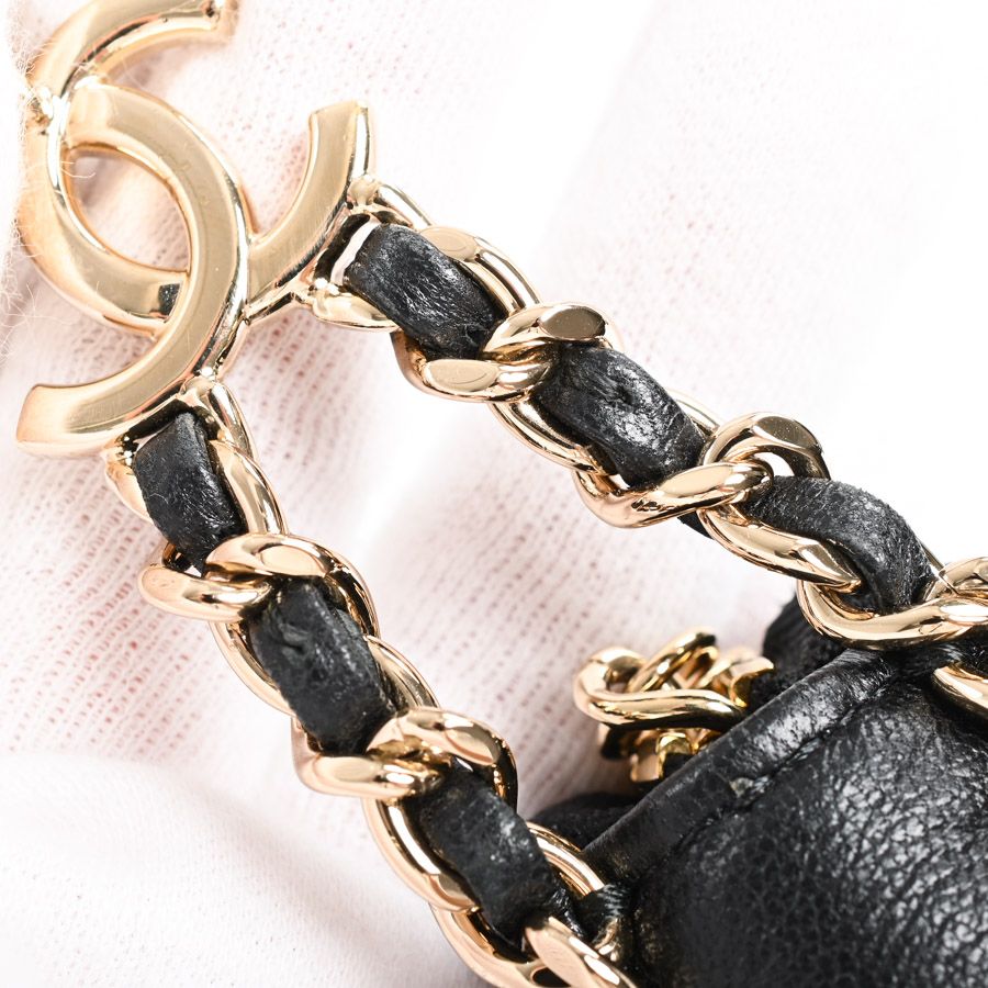 Chanel Shoulder Bag Small Hobo Chain — view 9