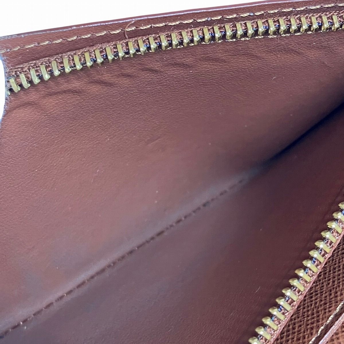 Louis Vuitton Monogram Portefeuille Brazza Wallet — view 9