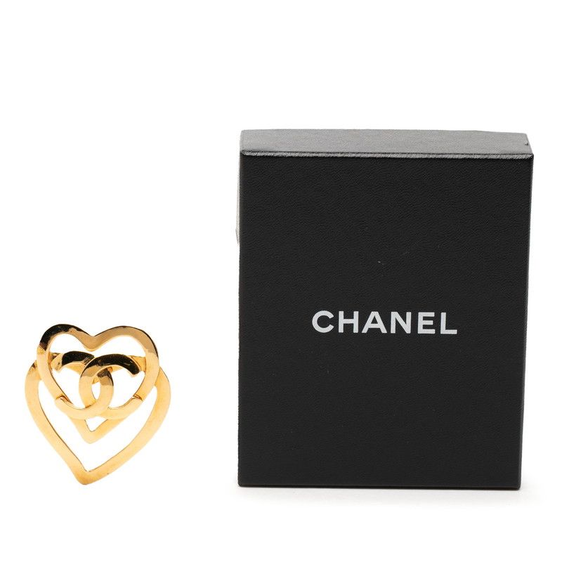 Chanel CC Logo Heart Motif Vintage Brooch Gold Plated — view 4