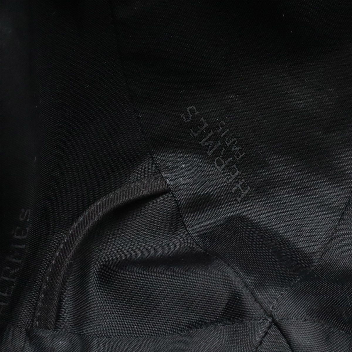 Hermes Hat Twill with Scarf 52% Polyester 28% Rayon 20% Polyurethane Black 56 — view 7