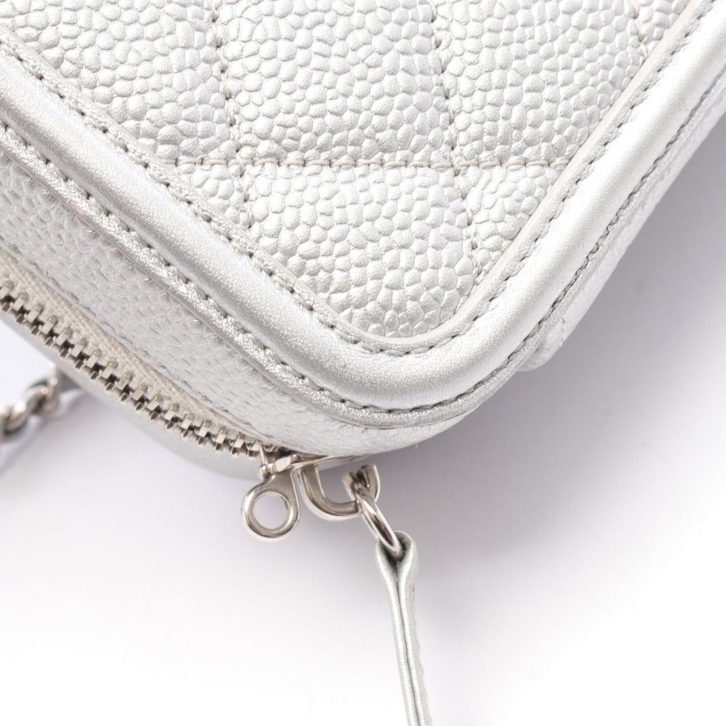 Chanel Shoulder Bag CC Figurine Small Vanity Silver Caviar Leather CC Quilted — view 9