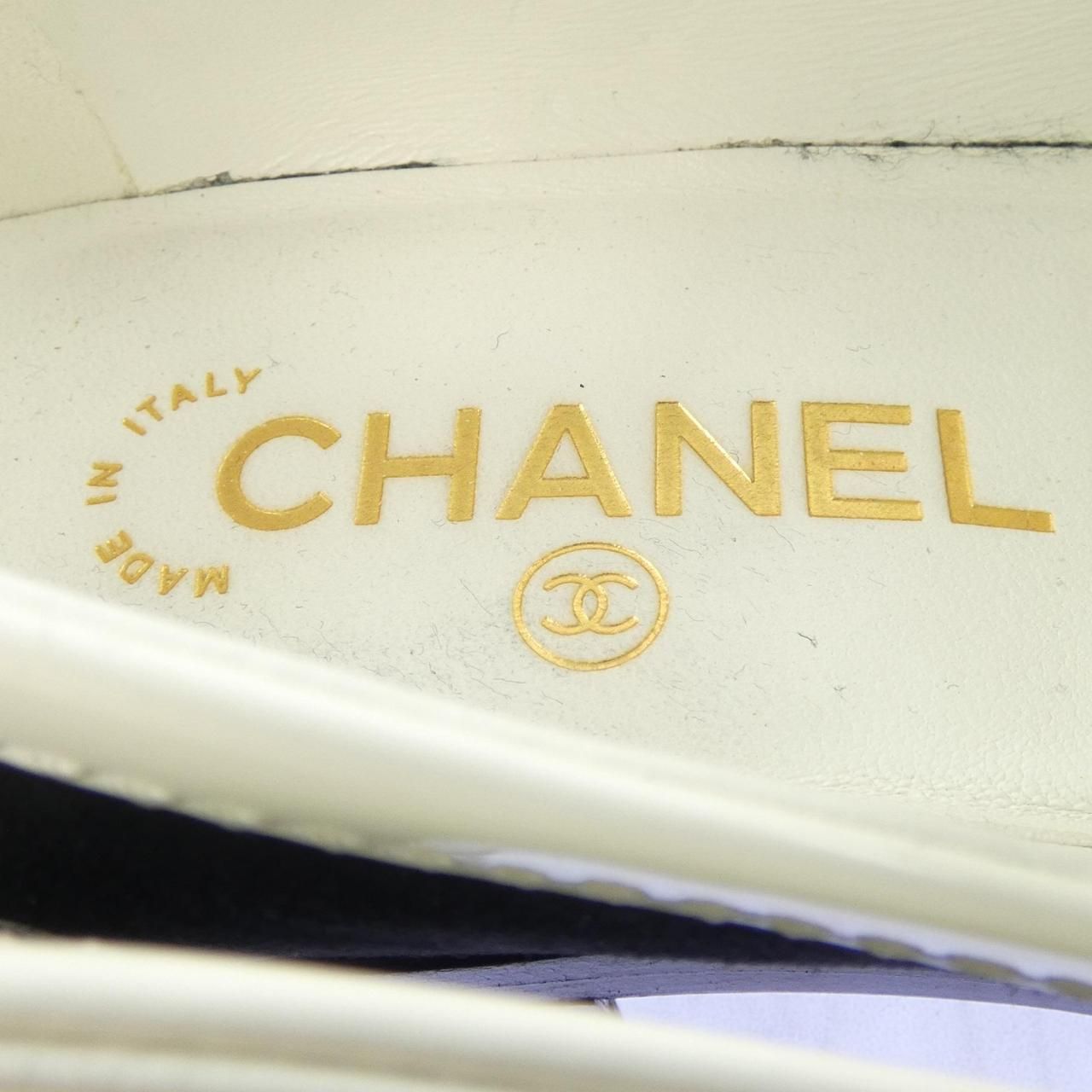Chanel Loafers Shoes Black — view 6