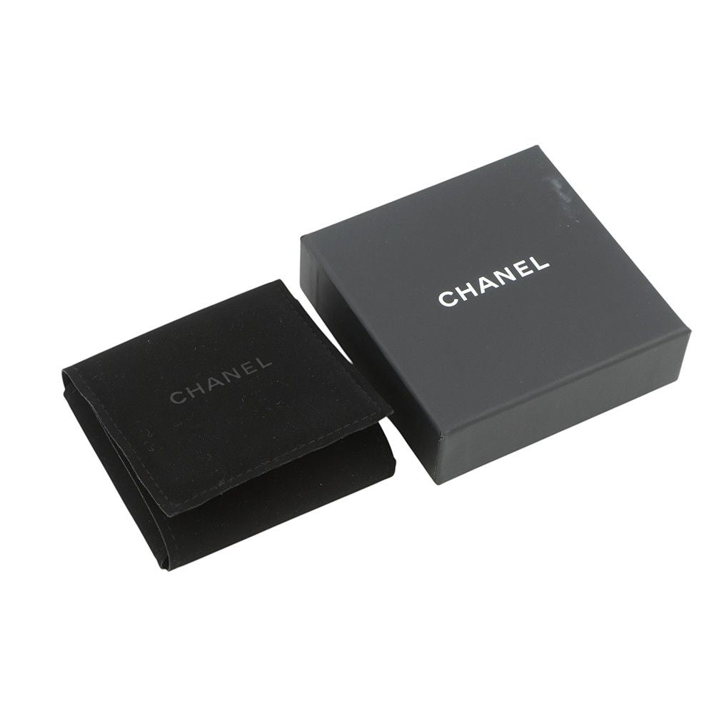 Chanel Brooch CC Logo Heart Faux Pearl 22 — view 9
