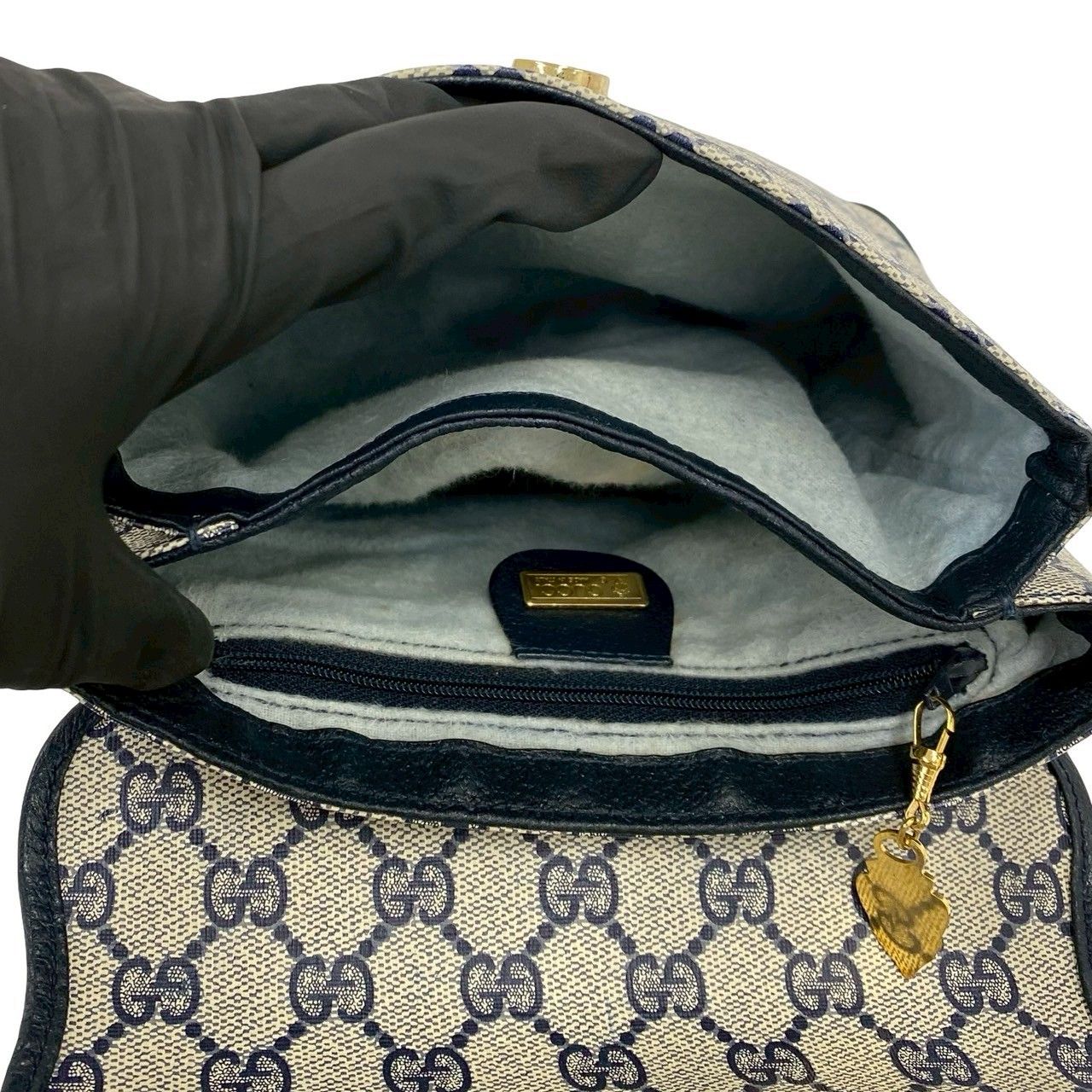 Gucci Vintage GG Logo Pattern Leather Mini Shoulder Bag Pochette Crossbody Navy — view 9