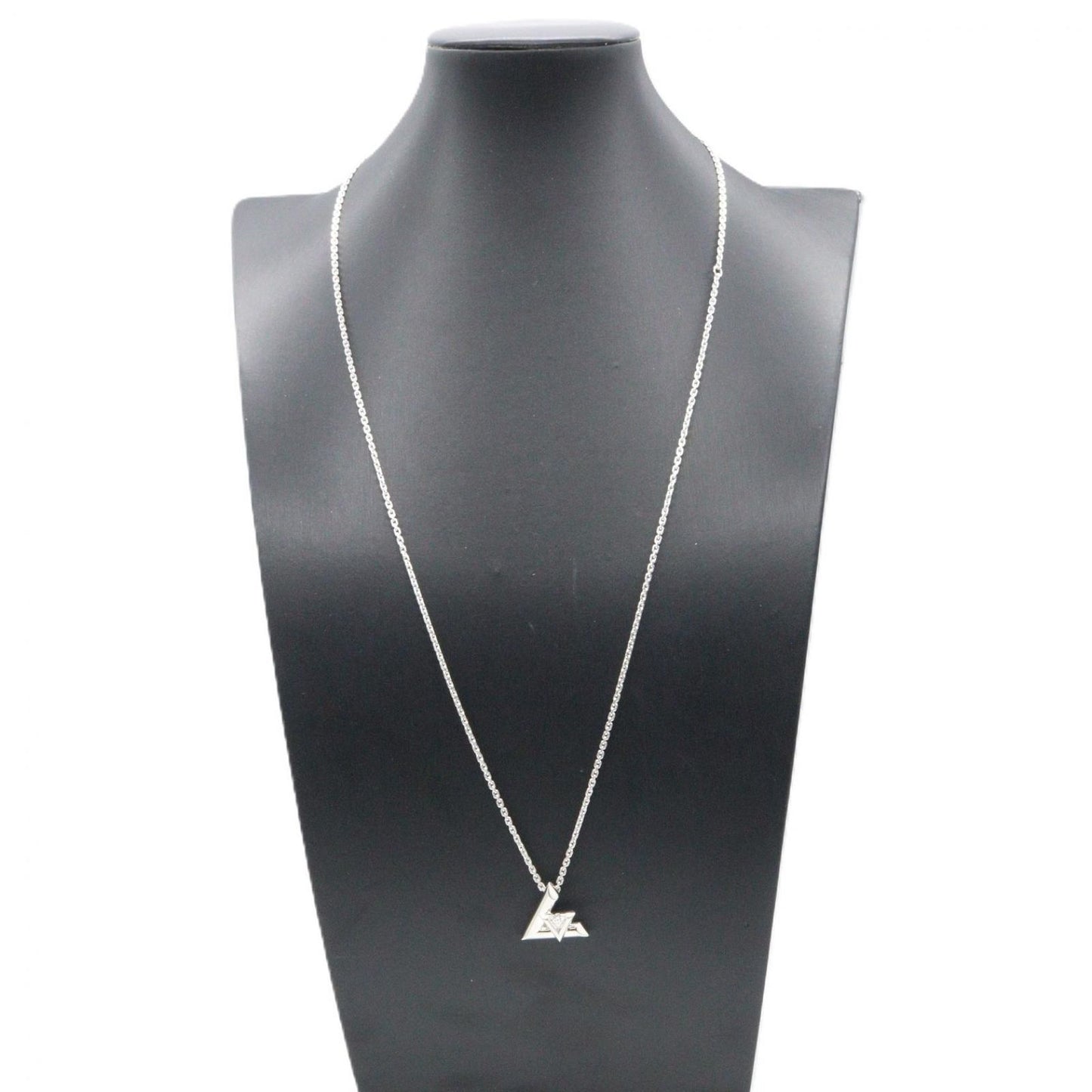 Louis Vuitton Necklace Pendentif GM Diamond 48.5 58.5 cm 18k White Gold — view 6