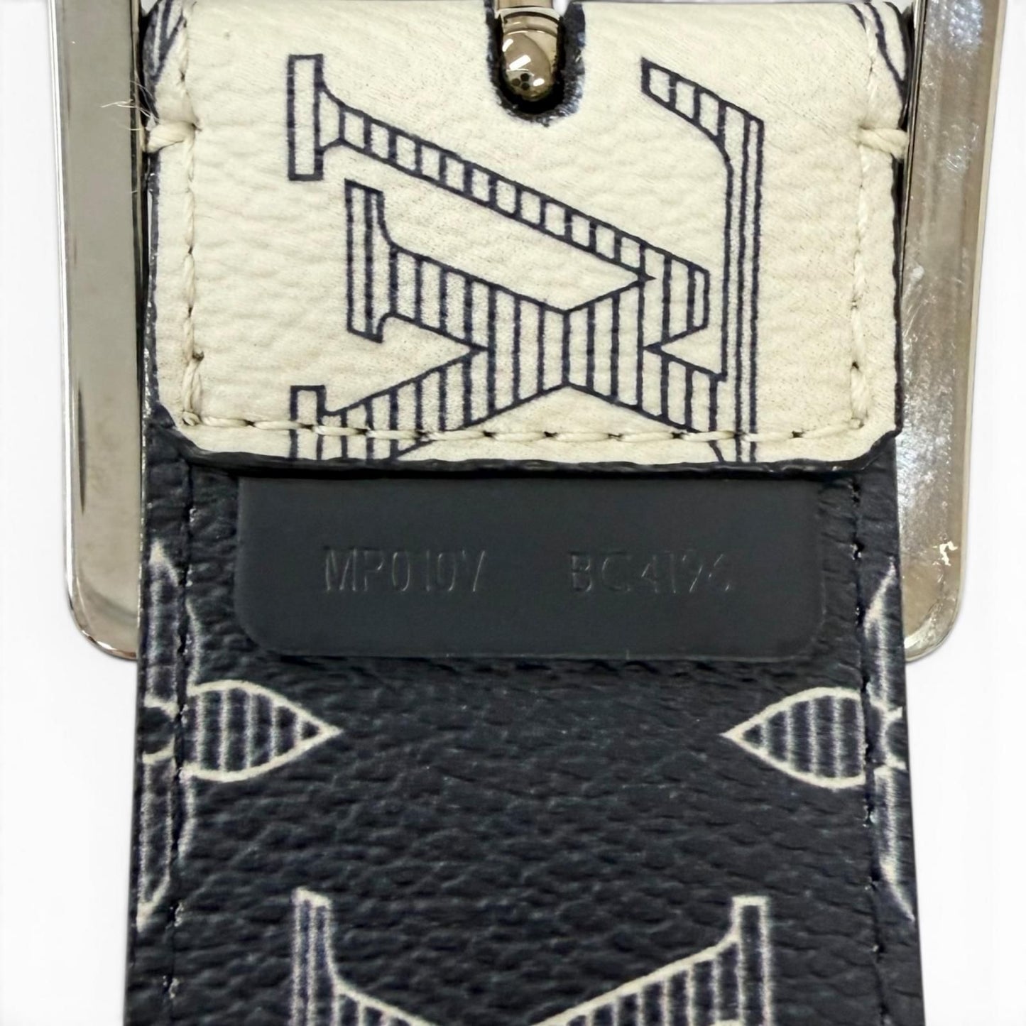 Louis Vuitton Ceinture Reverso Leather Chapman Brazza Monogram Savannah Belt — view 9