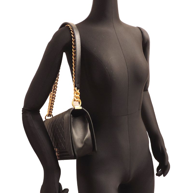 Chanel Shoulder Bag Black — view 9